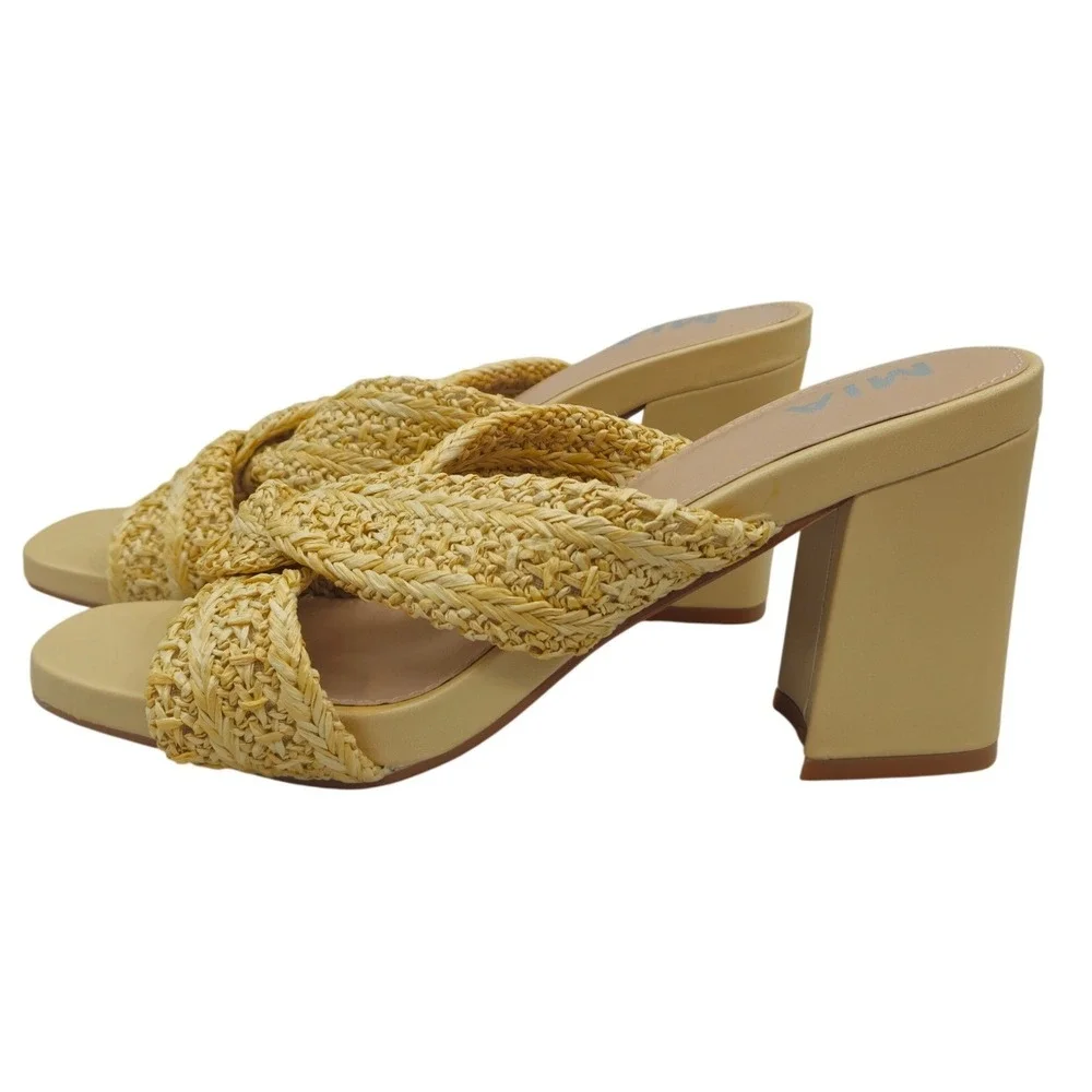 MIA Maxine Women Beige Raffia Woven Block Heel Square Toe Sandals Size 7.5